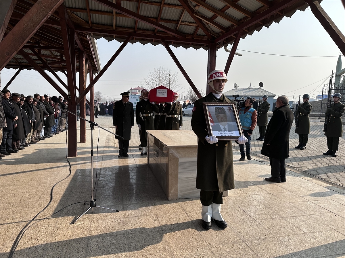 Iğdır'da Vefat Eden Kıbrıs Gazisi Son Yolculuğuna Uğurlandı