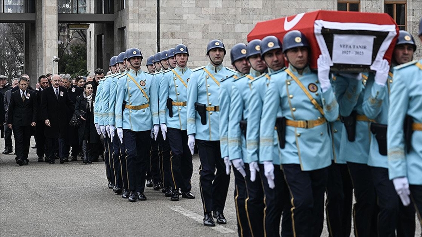 Eski Bakanlardan Vefa Tanır Memleketi Konya'da Son Yolculuğuna Uğurlandı