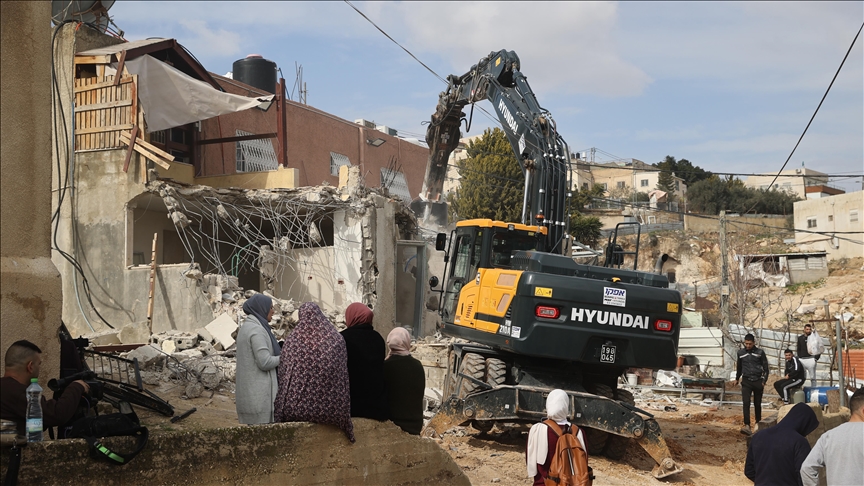 İsrail, İşgal Altındaki Doğu Kudüs'te Bir Filistinlinin Evini Yıktı
