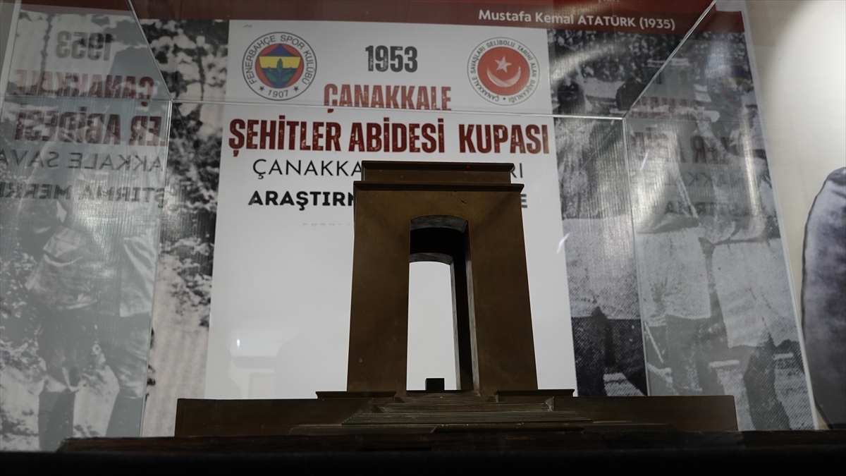 Fenerbahçe'nin 1953'te Kazandığı 