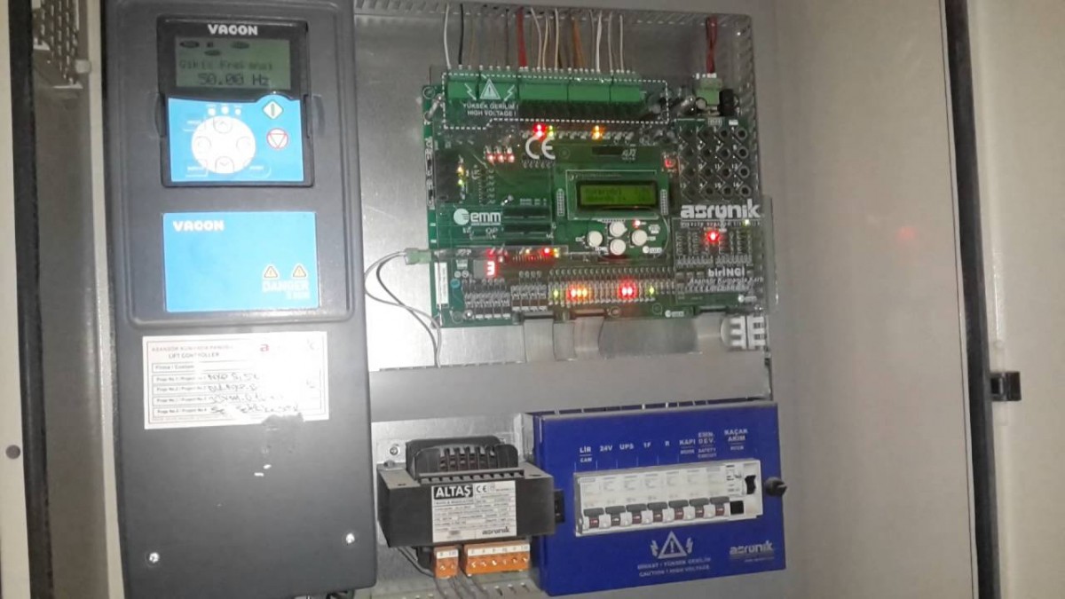 Giresun'da Üst Geçitteki Engelli Asansörünün Elektronik Aksamları Çalındı