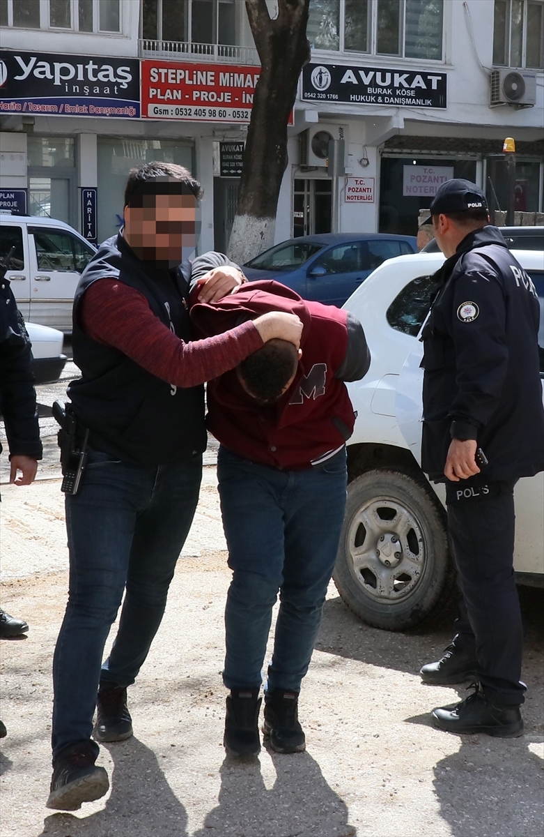 Adana'da 251 Bin 776 Uyuşturucu Etkili Hap Ele Geçirildi
