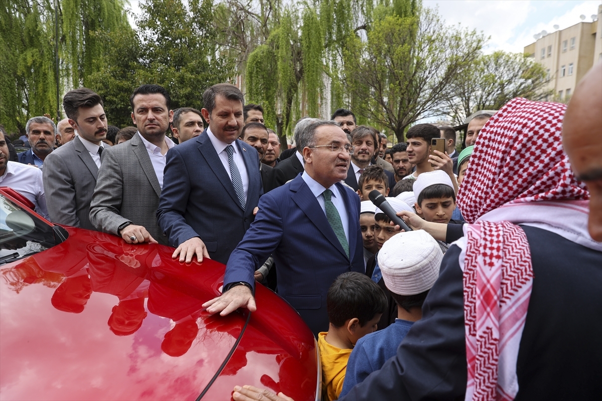 Adalet Bakanı Bozdağ'dan Şanlıurfa'da Togg'a İlişkin Açıklama: