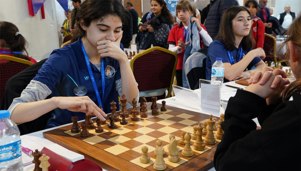 Türkiye Küçükler ve Yıldızlar Takım Satranç Şampiyonası İzmir'de Sona Erdi