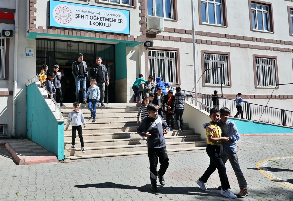 Kahramanmaraş'ta Depremler Sonrası İlk Ders Zili Çaldı