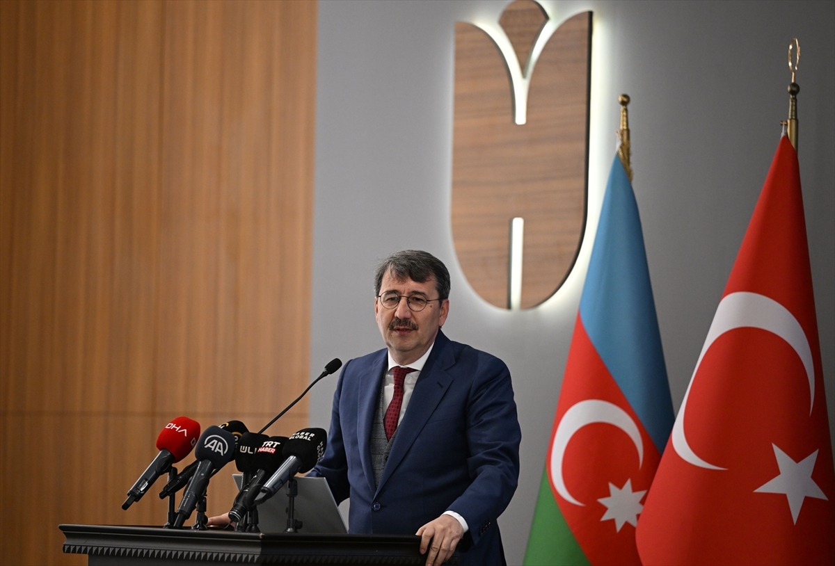 Azerbaycan'ın Ulusal Lideri Aliyev Doğumunun 100. Yılında İstanbul'da Anıldı