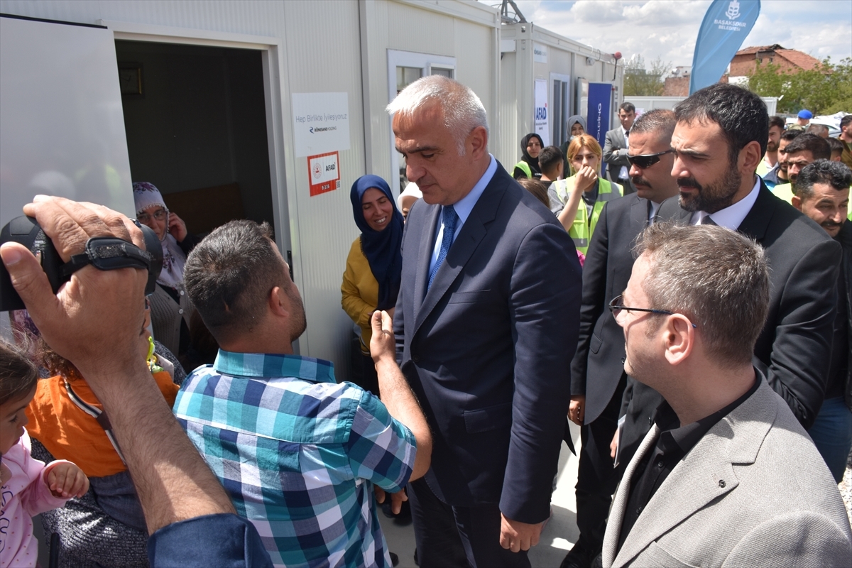 Kültür Ve Turizm Bakanı Ersoy, Malatya'da Konteyner Kent Açılışında Konuştu