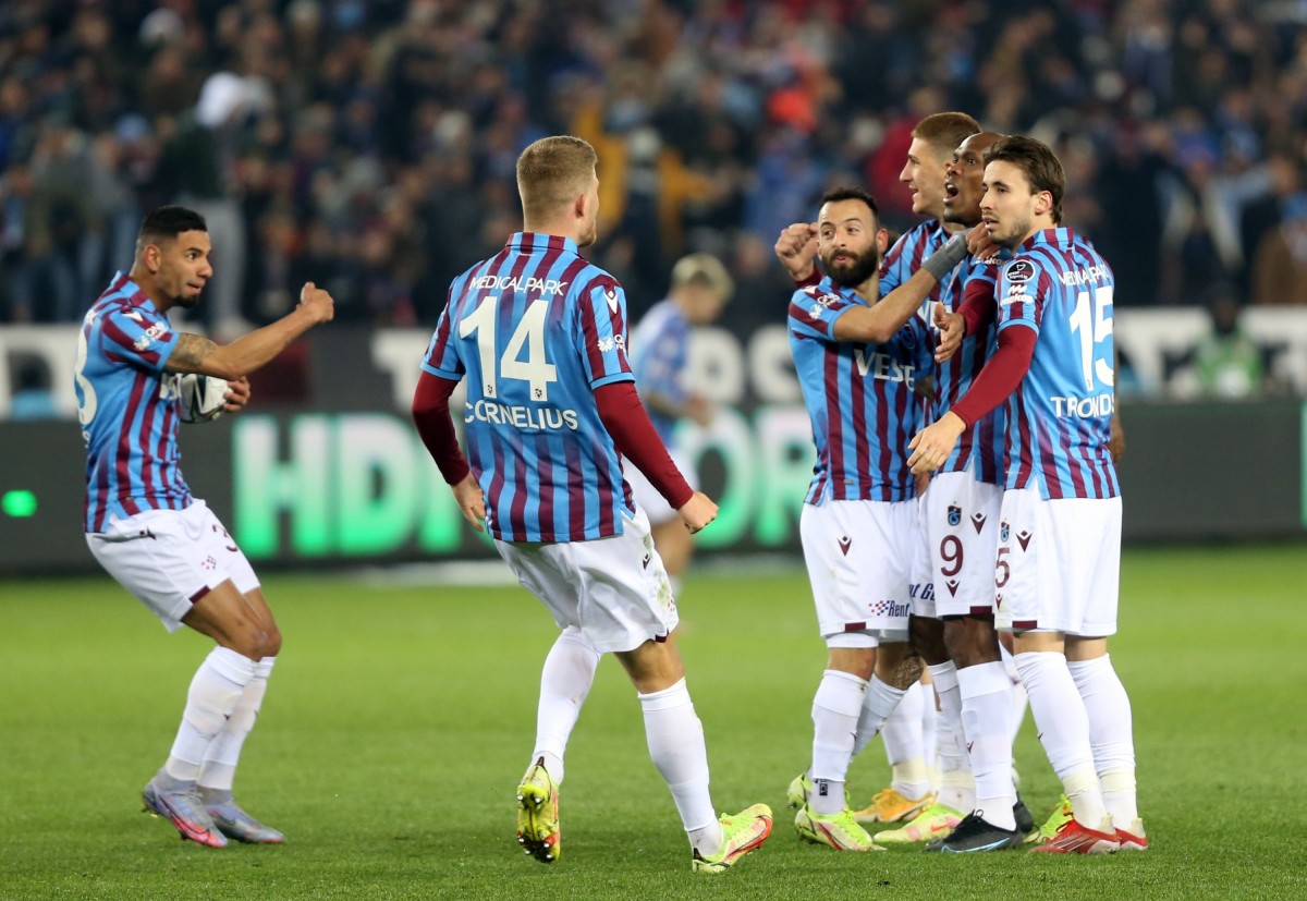 Trabzonspor, Dış Sahada Galibiyet Özlemine Son Vermeye Çalışacak