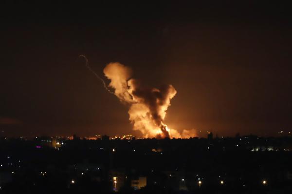 İsrail'in Gazze'ye Düzenlediği Hava Saldırısında Bir Filistinlinin Öldüğü Duyuruldu 