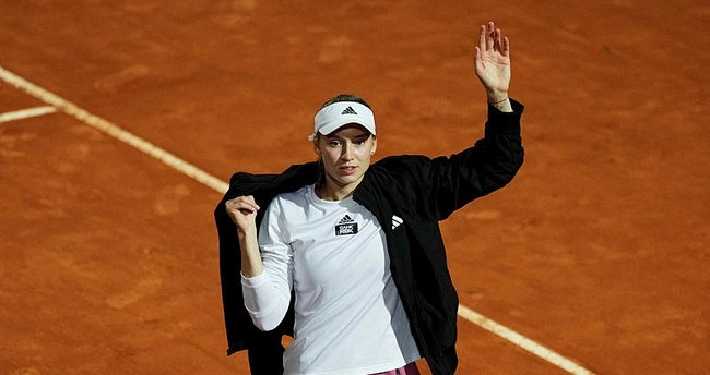 Roma Açık Tenis Turnuvası'nda Swiatek Sakatlanarak Çekildi