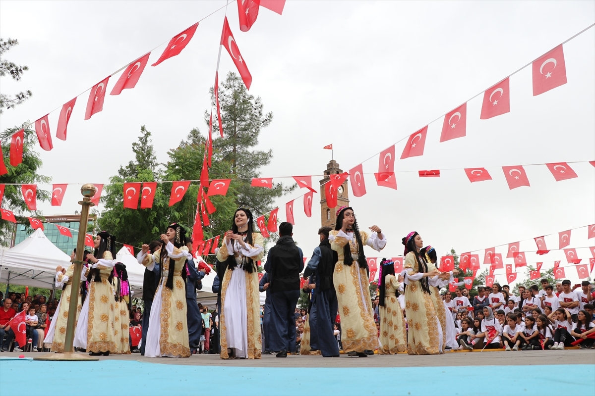 Doğu ve Güneydoğu'da 19 Mayıs Atatürk'ü Anma, Gençlik ve Spor Bayramı Kutlandı