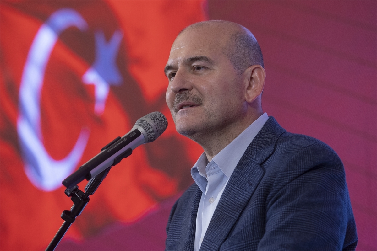 İçişleri Bakanı Soylu Şehit Ve Gazi Aileleriyle Buluştu