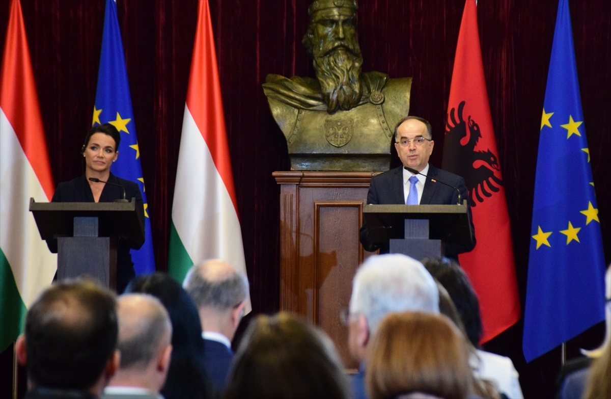 Macaristan Cumhurbaşkanı Novak Arnavutluk’a Resmi Ziyaret Düzenledi