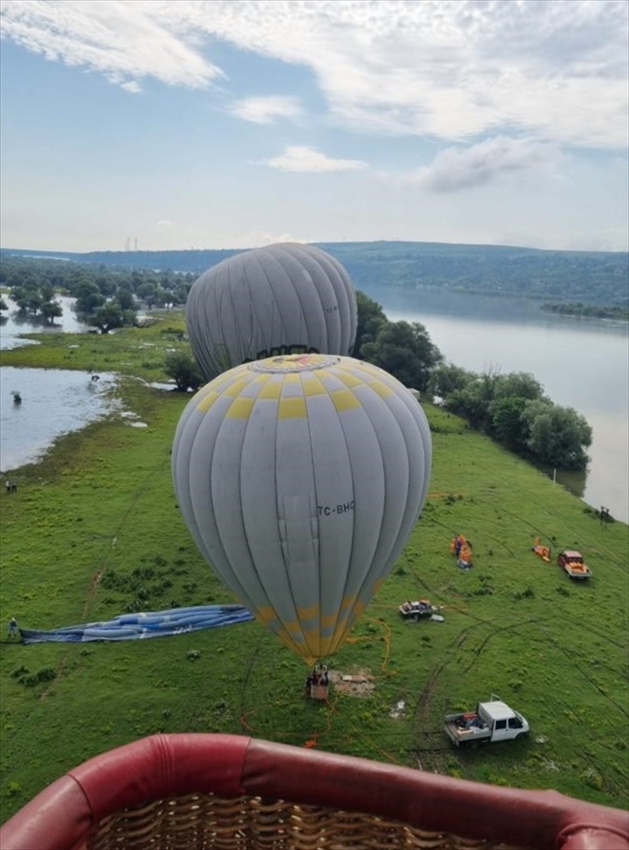 Kapadokya'nın Balonları Sırbistan Semalarındaki Yerini Alıyor