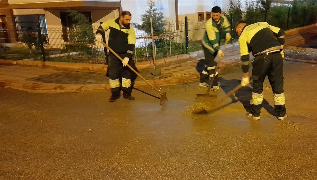 Keçiören’de Selin İzleri Temizleniyor