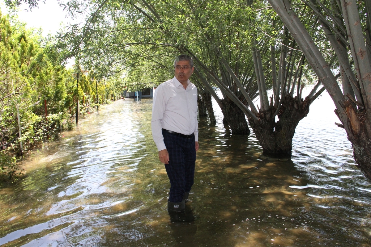 Sivas'ta Kılıçkaya Barajı Doldu Piknik Alanı Ve Sosyal Tesisleri Su Bastı