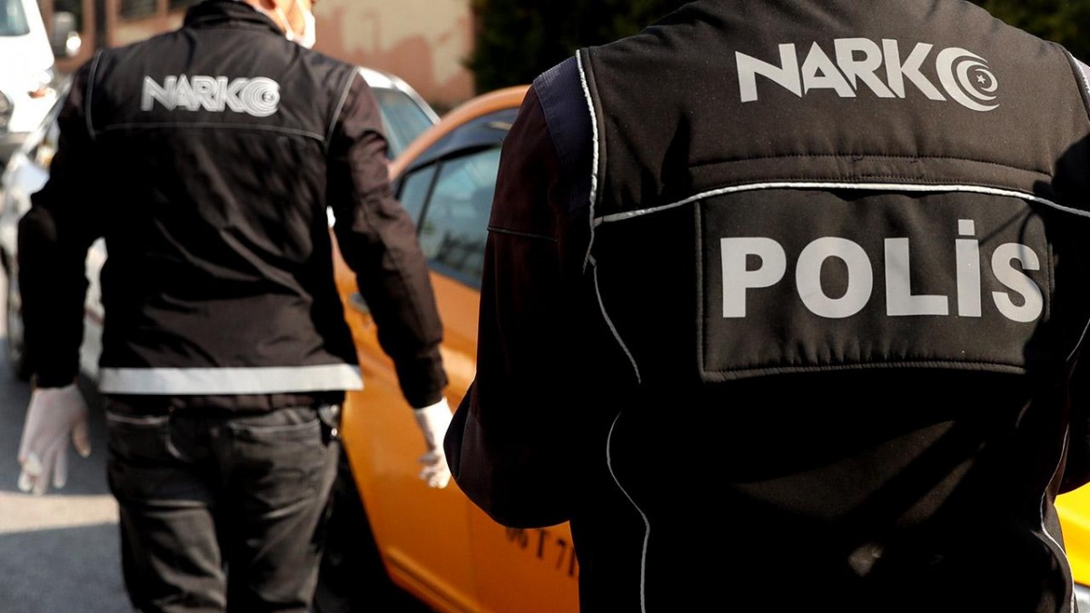 İstanbul'da Düzenlenen Uyuşturucu Operasyonunda 16 Şüpheli Yakalandı