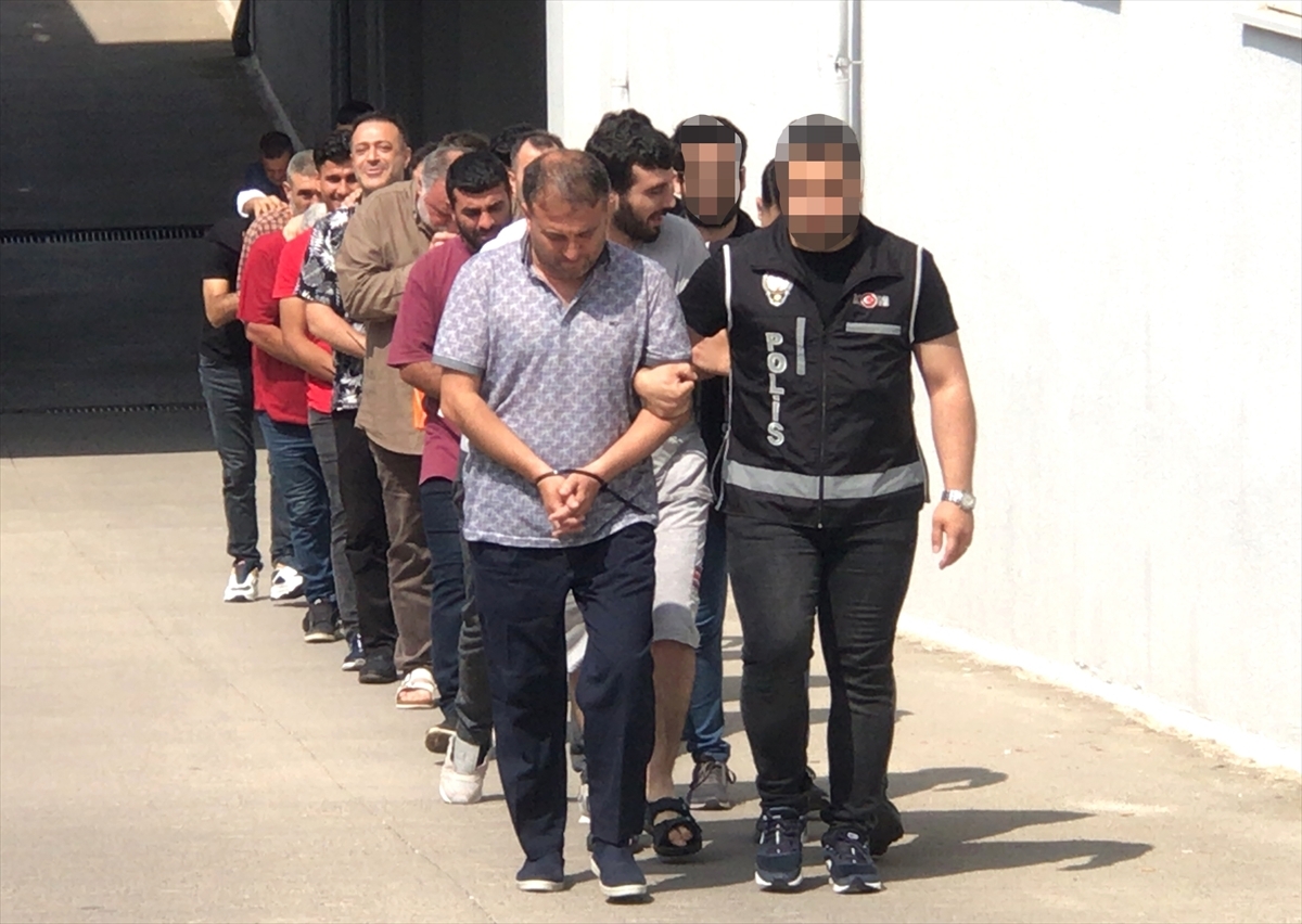 Adana'da Usulsüz İlaç Satışıyla Dolandırıcılık İddiasına 7 Tutuklama