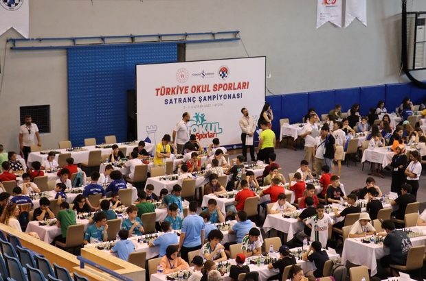 Aydın'da Düzenlenen Türkiye Okul Sporları Satranç Şampiyonası Sona Erdi