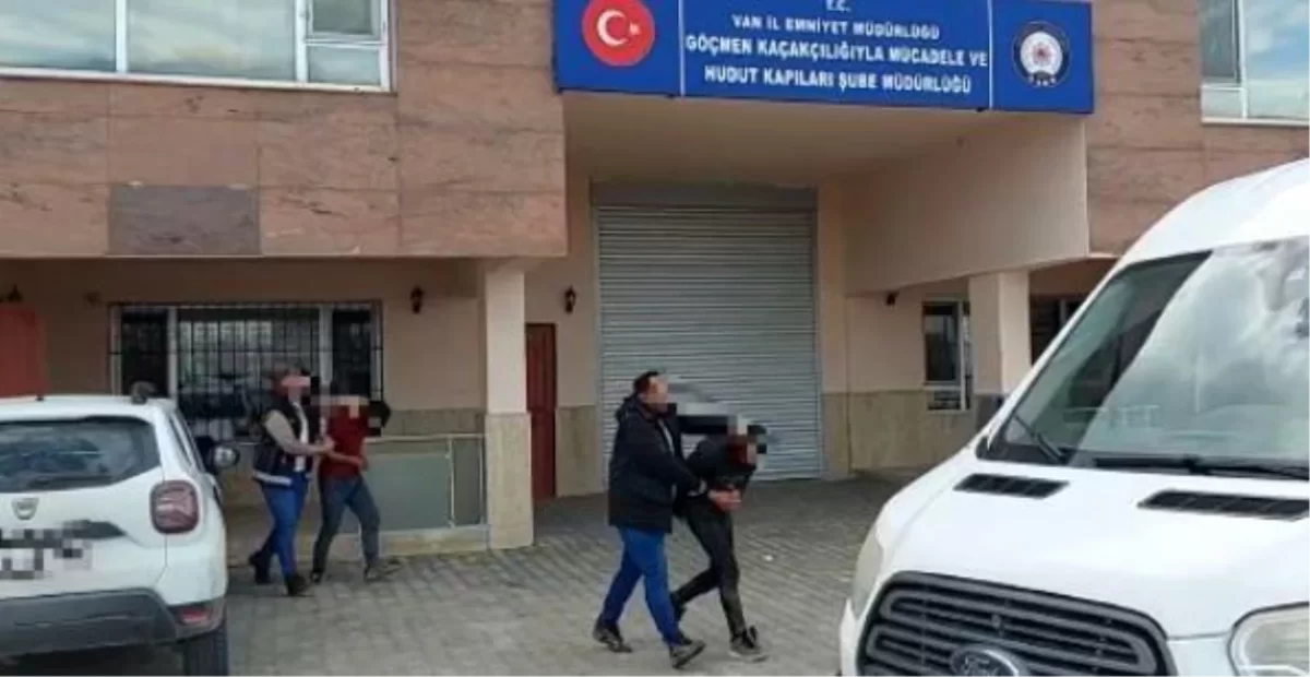 Van'da Göçmen Kaçakçılığı Yapan 2 Kişi Tutuklandı