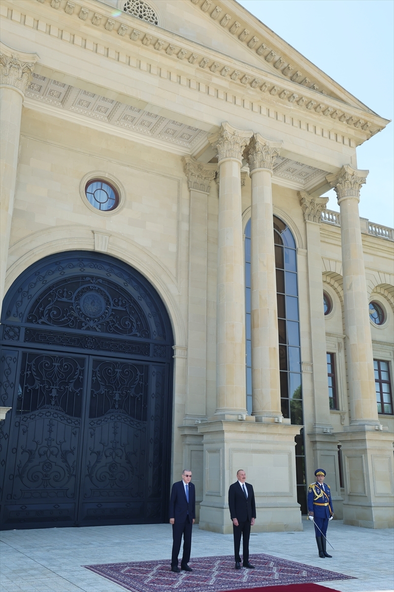 Cumhurbaşkanı Erdoğan'ın Azerbaycan Cumhurbaşkanı Aliyev İle Görüşmesi Başladı
