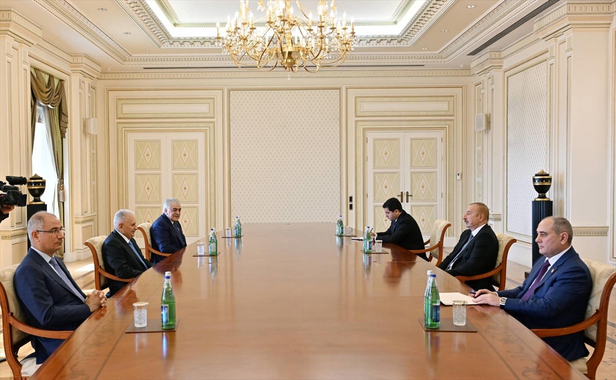 İlham Aliyev, AK Parti Genel Başkanvekili Binali Yıldırım'ı Kabul Etti