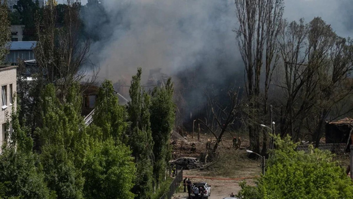 Ukrayna: Rusya, Kiev’e Kinjal ve Kalibr Füzeleriyle Saldırdı