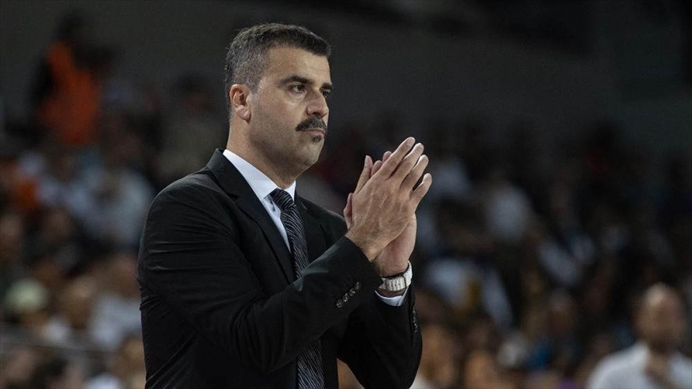 Anadolu Efes Basketbol Takımı'nın Başantrenörü Erdem Can Oldu