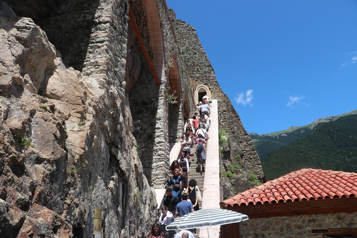 Sümela Manastırı Bayramda 38 Bin 252 Ziyaretçiyi Ağırladı