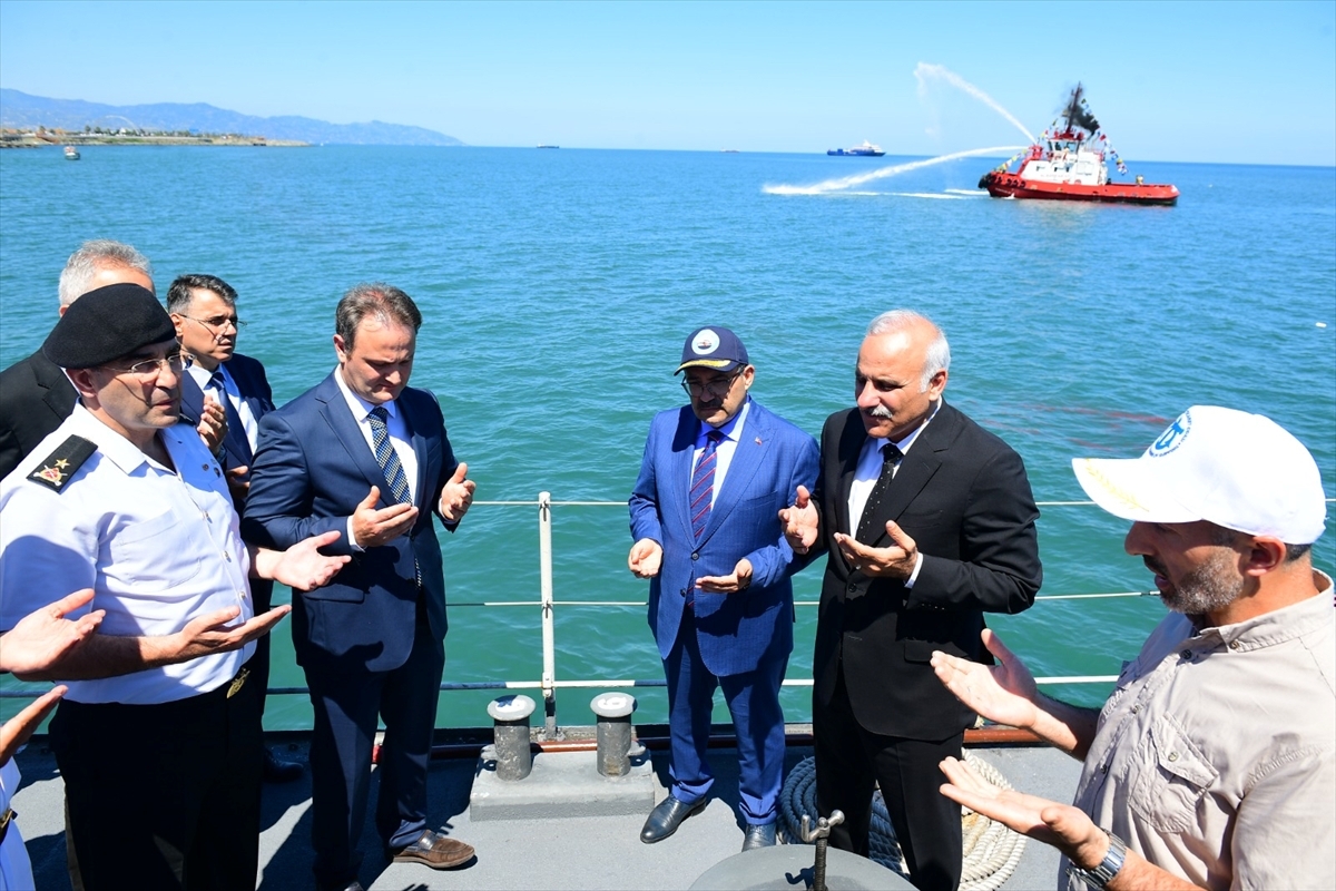 Trabzon'da Denizcilik ve Kabotaj Bayramı Kutlandı