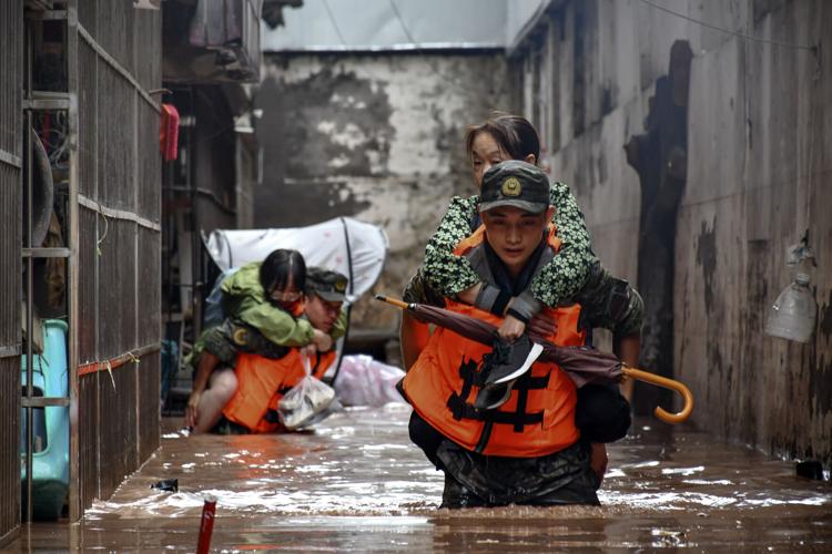 Çin’in Güneybatısında Mevsimsel Seller Nedeniyle 15 Kişi Öldü