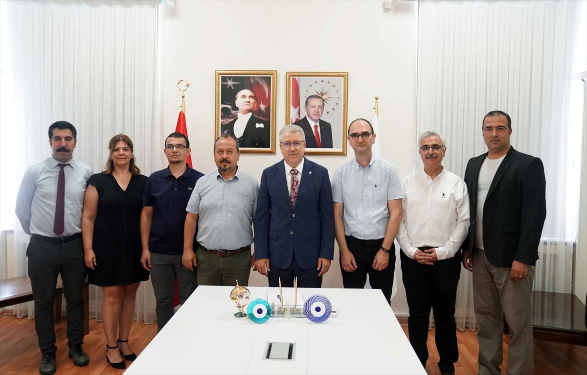 Ege Üniversitesi Kovid-19 Salgınını Koyun Ve Keçiler Üzerinde İnceleyecek