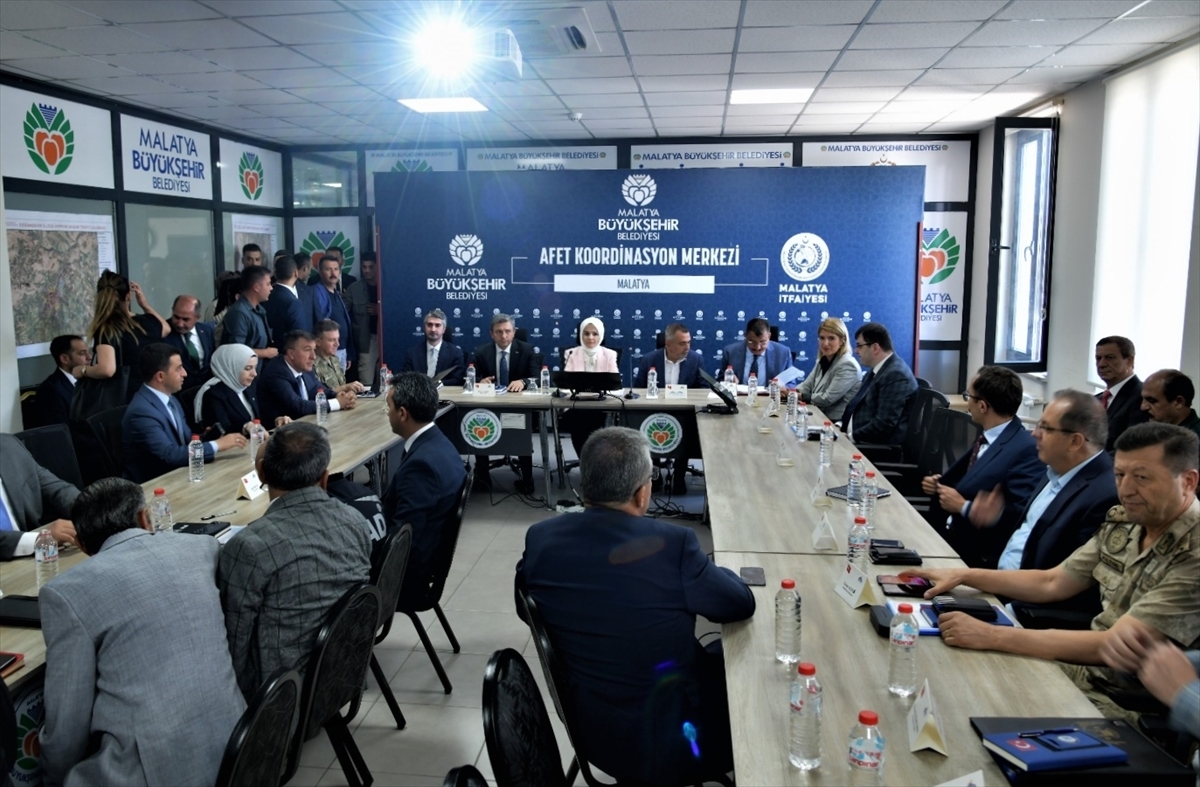 Bakan Göktaş Malatya'da Afet Koordinasyon Toplantısı'na Katıldı