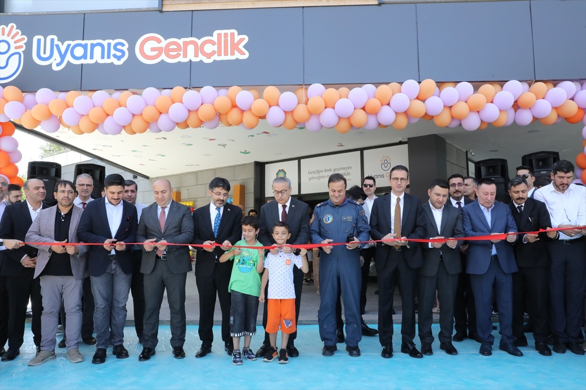 Diyarbakır'da Ali Emiri Bilgievi Ve Cezeri Bilim Merkezi'nin Açılışı Yapıldı