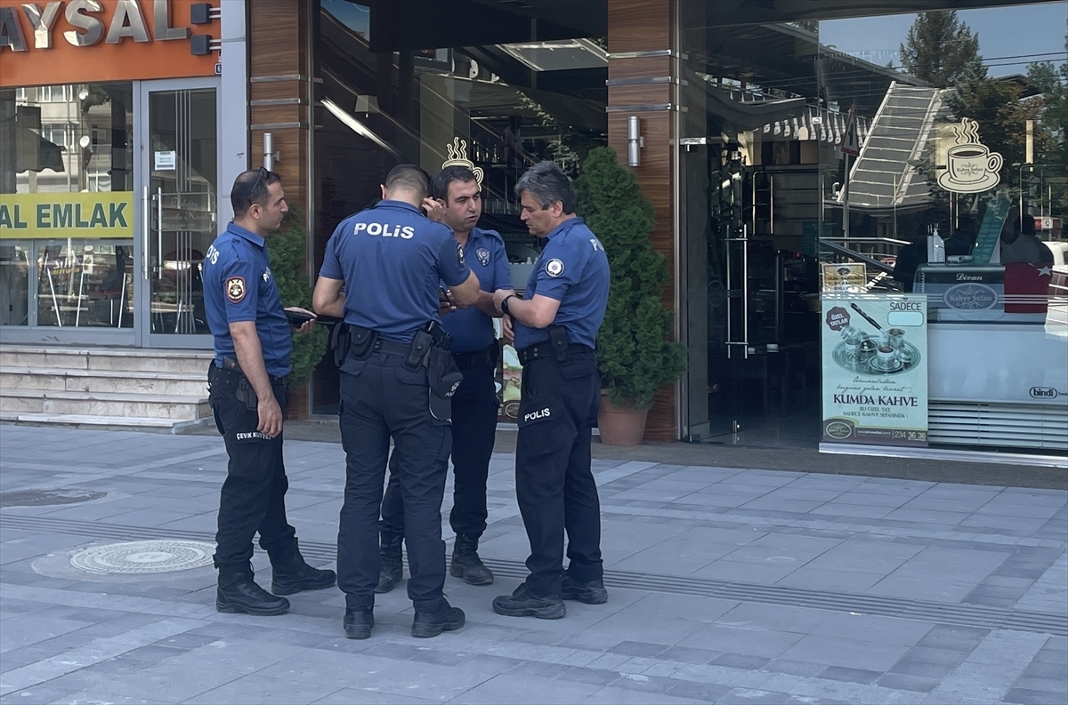 Kayseri'de Silahlı Kavgada 1 Kişi Yaralandı
