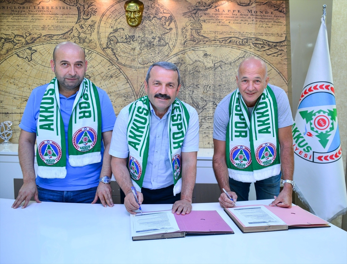 Akkuş Belediyespor Erkek Voleybol Takımı  antrenör Hakan Özkan ile anlaştı 
