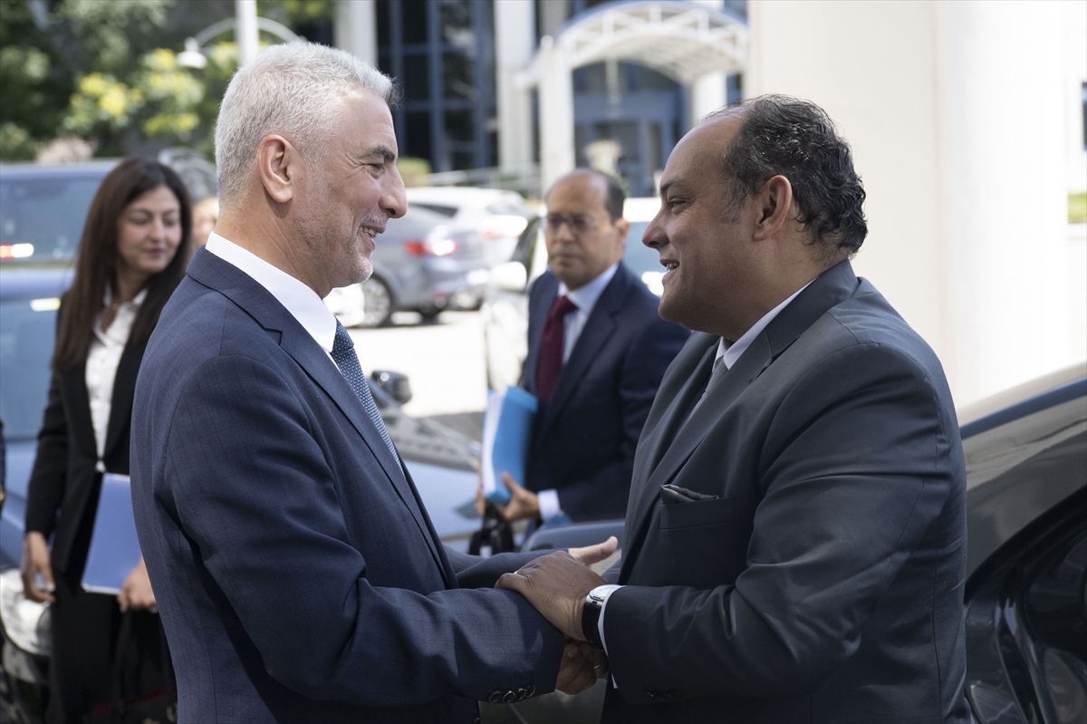 Ticaret Bakanı Bolat  Mısır Sanayi Ve Ticaret Bakanı Saleh İle Görüştü