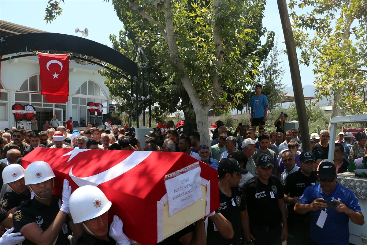 Şehit Polis Memuru Ramazan Kütük'ün Cenazesi Hatay'da Defnedildi