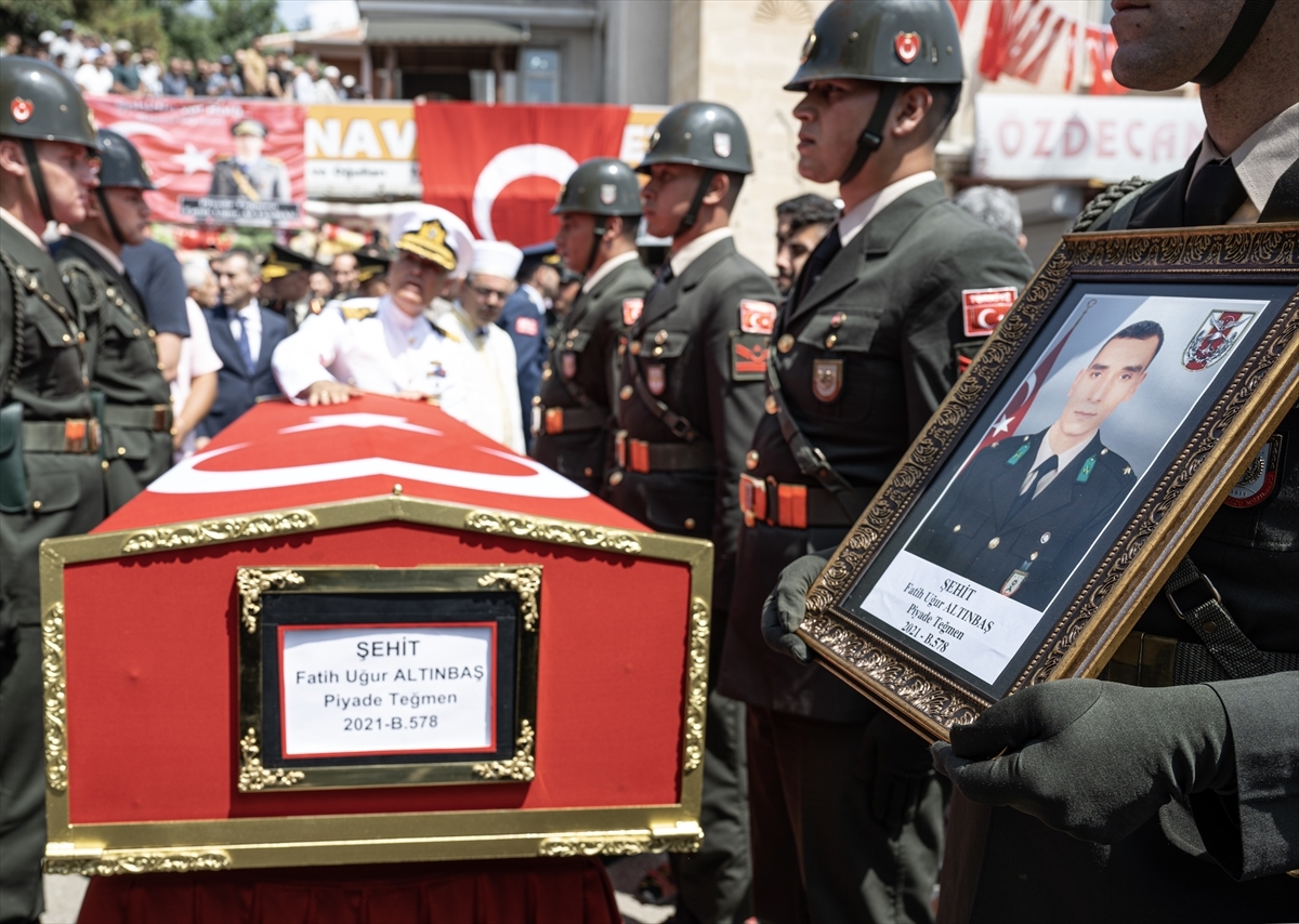 Şehit Piyade Teğmen Fatih Uğur Altınbaş'ın Cenazesi Ankara'da Toprağa Verildi