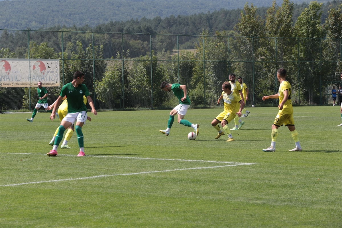 Kamp Döneminde Birçok Futbol Takımı 