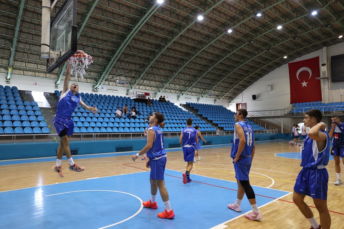 Türkiye  Bulgaristan Ve Sırbistan'dan 350 Basketbolcu Sezona Edirne'de Hazırlanıyor
